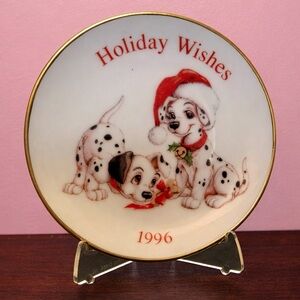 Hallmark Disney 101 Dalmatians Holiday Wishes Collector Plate 1996 Christmas
